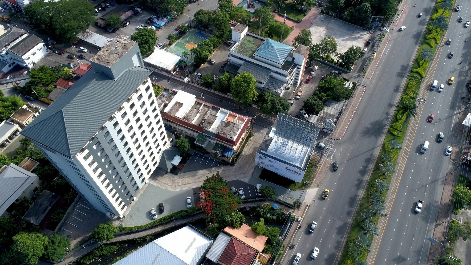 Ruenthip Pattaya Hotell Eksteriør bilde